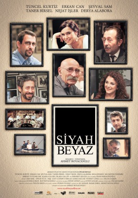 Siyah Beyaz Afiş